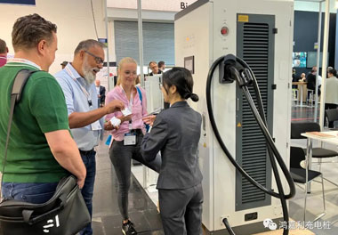 走出中国，亮相世界！37000cm威尼斯新能源闪耀欧洲智慧能源博览会(图7)